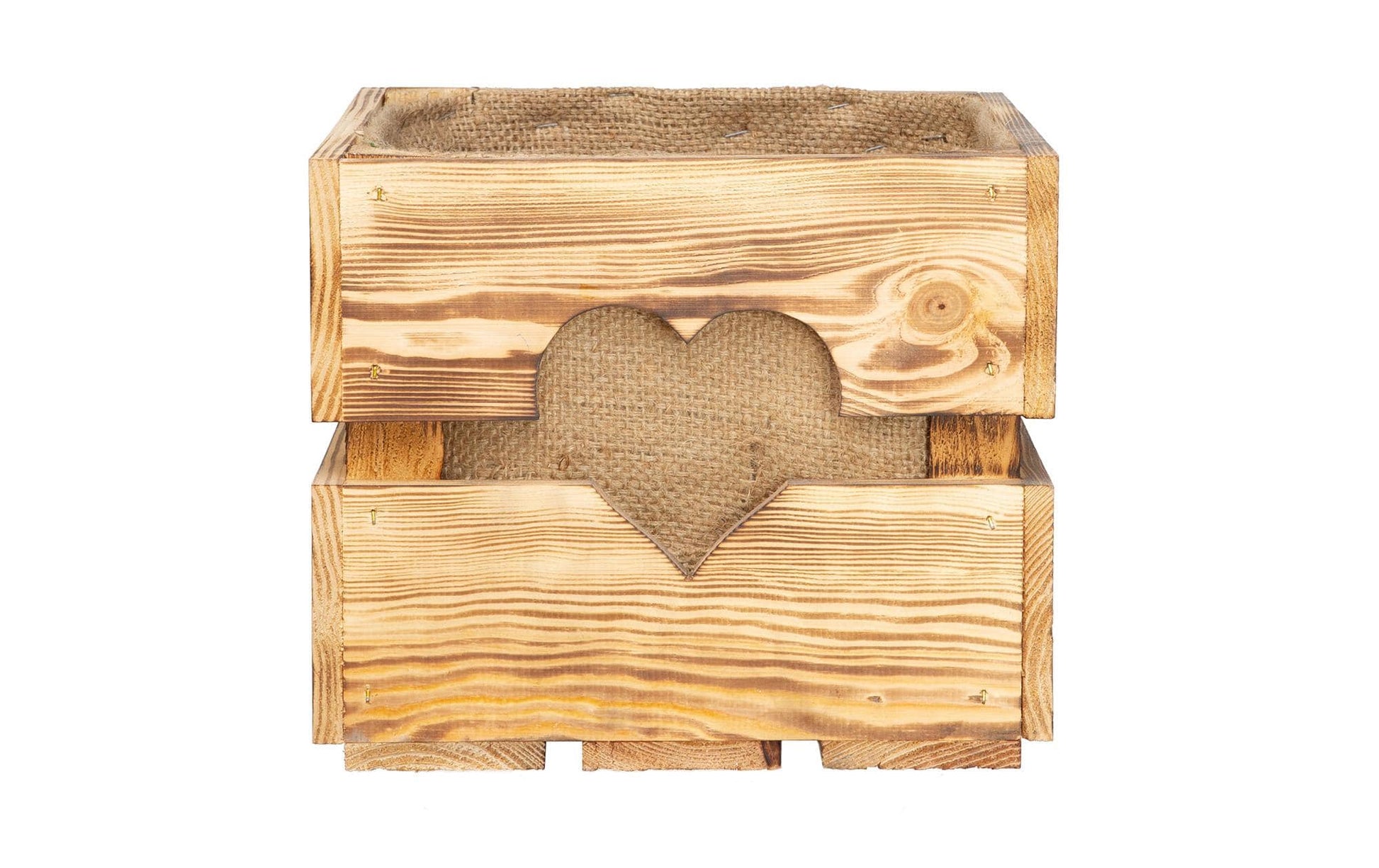Holzharasse mit Herzausschnitt, geflammt 30 x 30 cm - MEGART