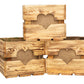 Holzharasse mit Herzausschnitt, geflammt 30 x 30 cm - MEGART