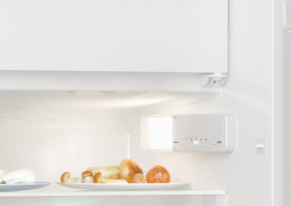 Candy CM4SE68W Kühlschrank Einbau, 111 l, Klasse E - MEGART