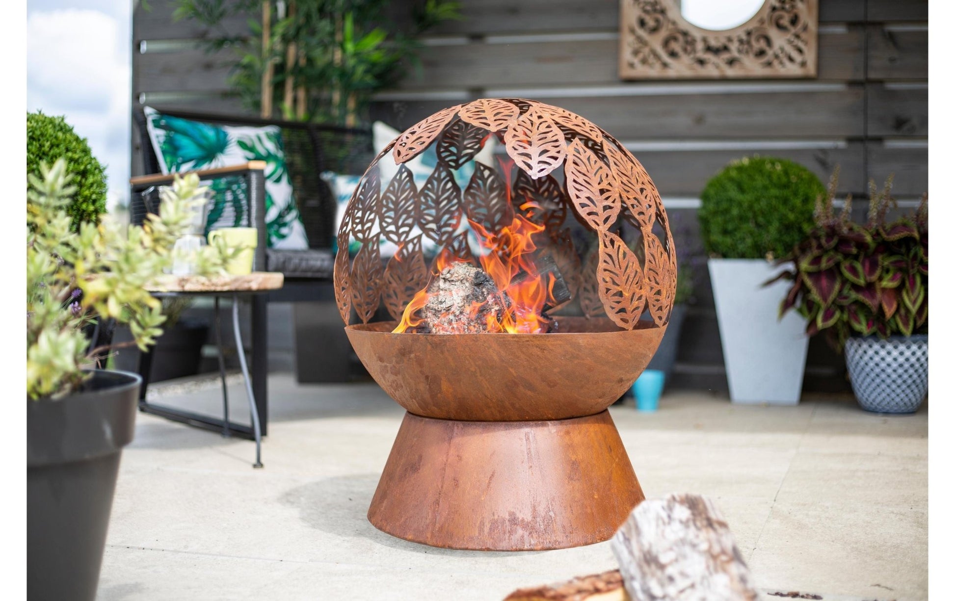 La Hacienda Feuerstelle Leaves - MEGART