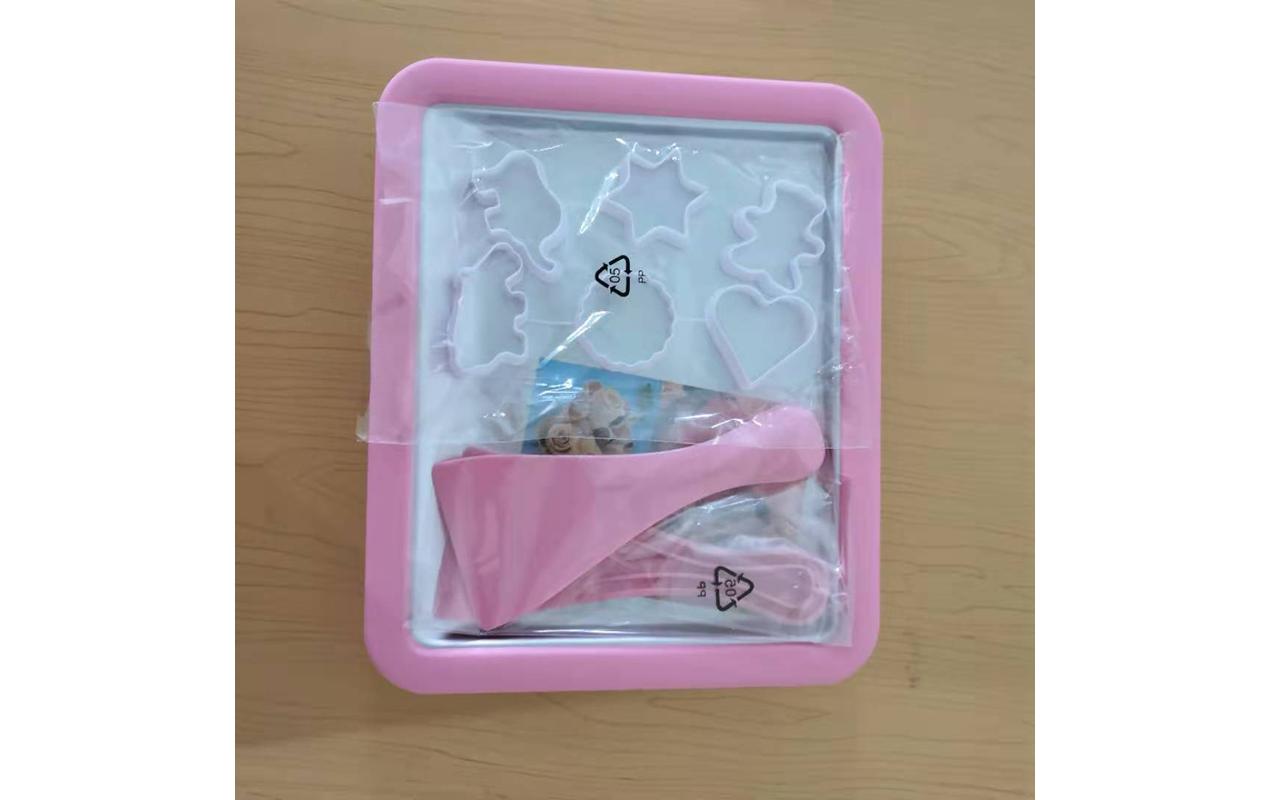 Rolleis - Maker Pink - MEGART