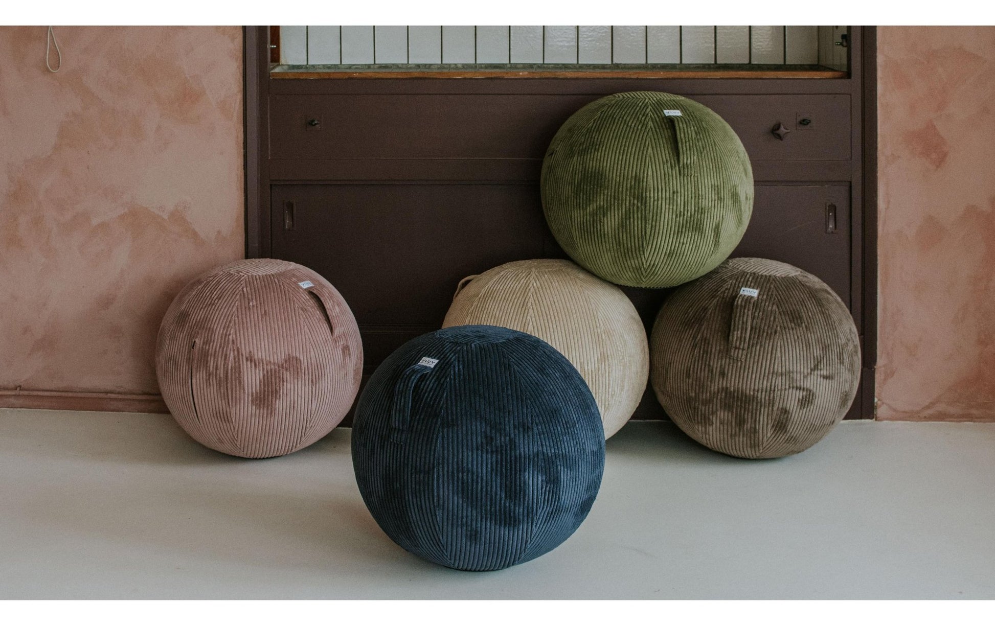 Sitzball Vlip Ø 60 - 65 cm, Beige - MEGART