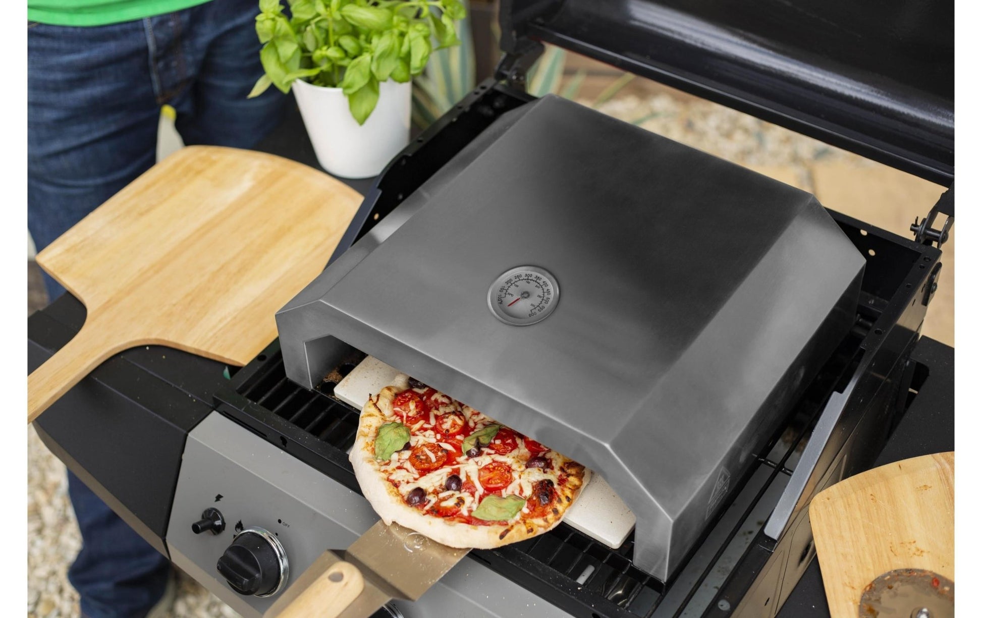 Pizzastein zu STRUCT Pizzaöfen - MEGART