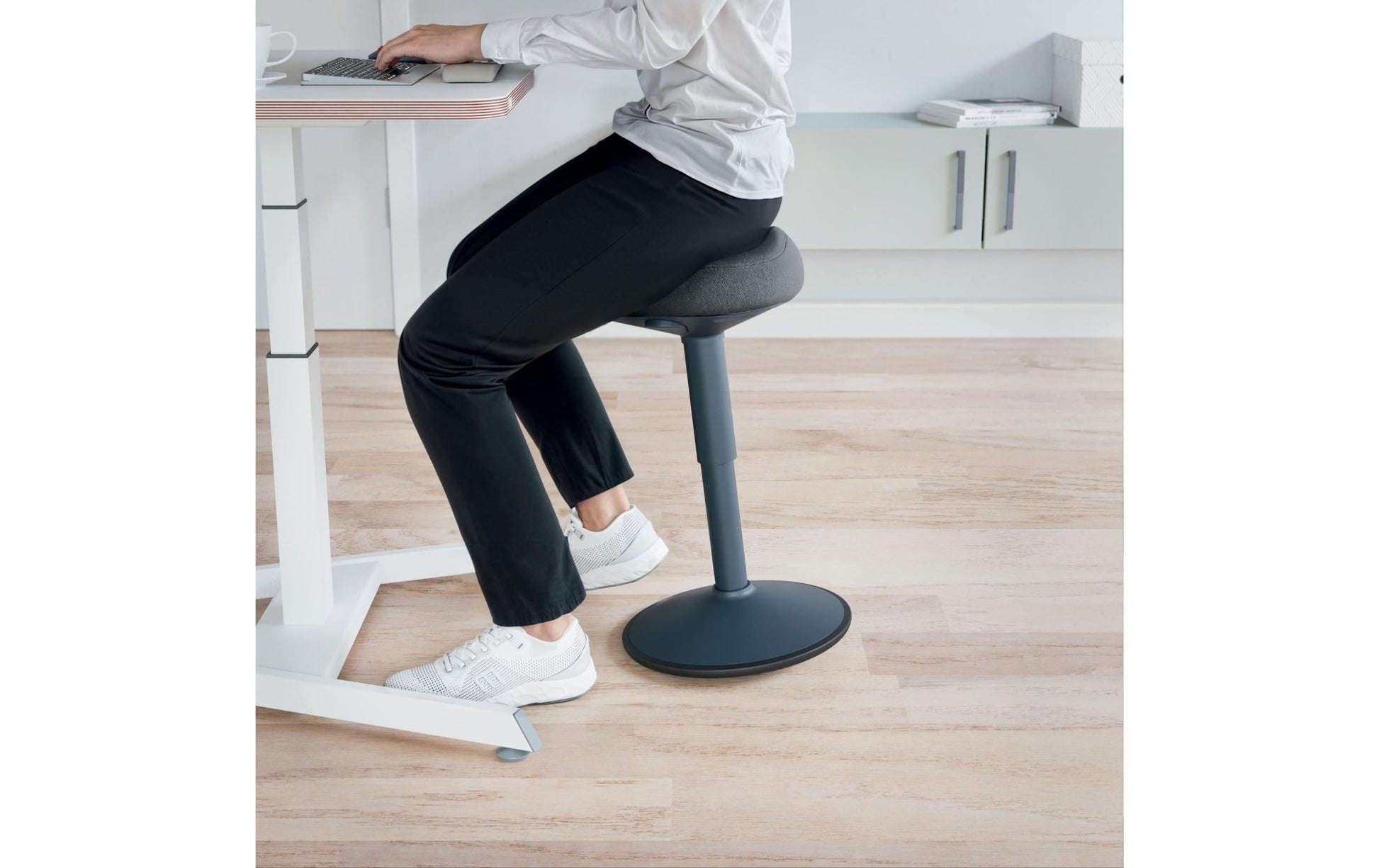 Leitz Ergo Active Sitzhocker Dunkelgrau - MEGART