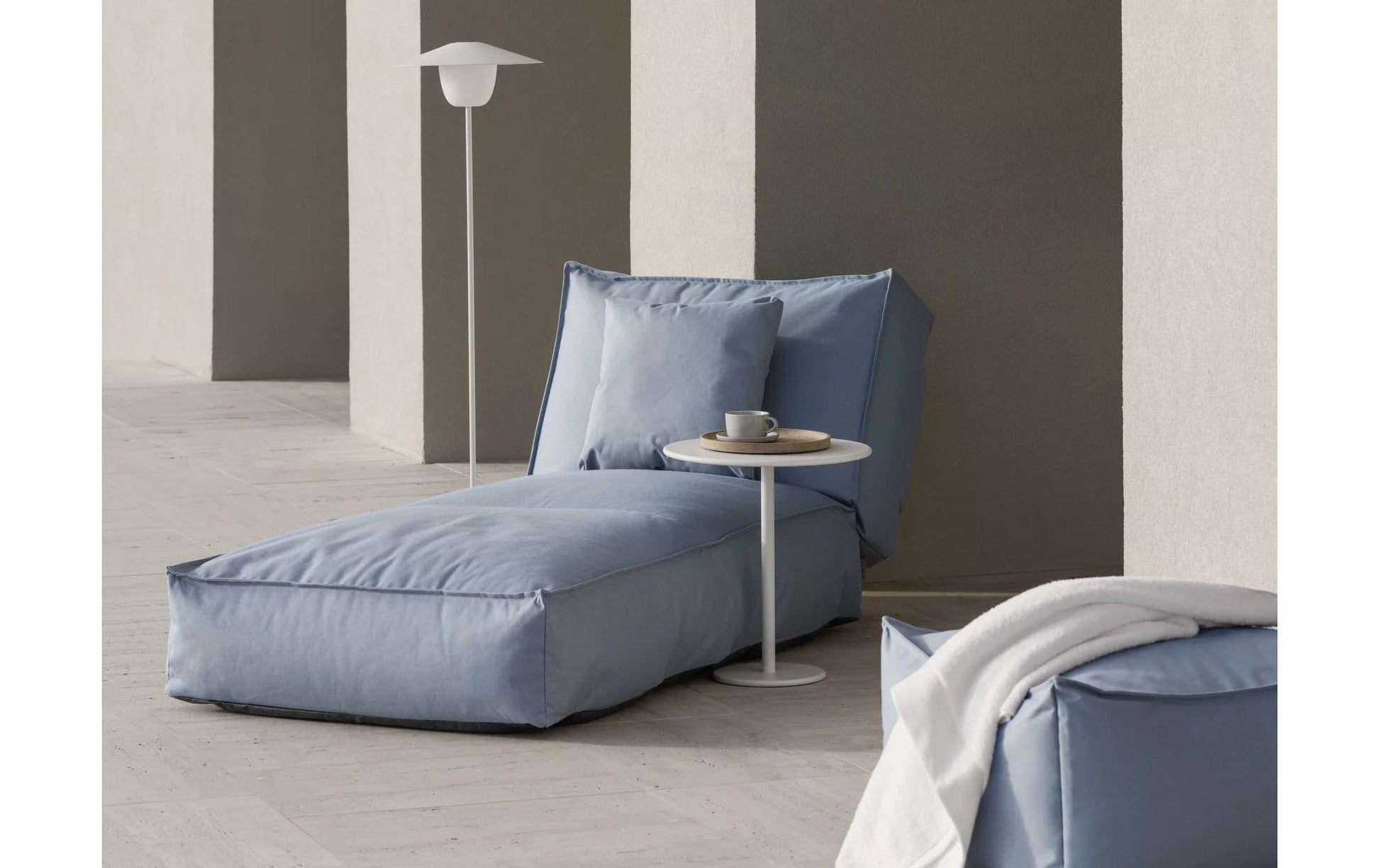 Pouf Stay Hellblau - MEGART