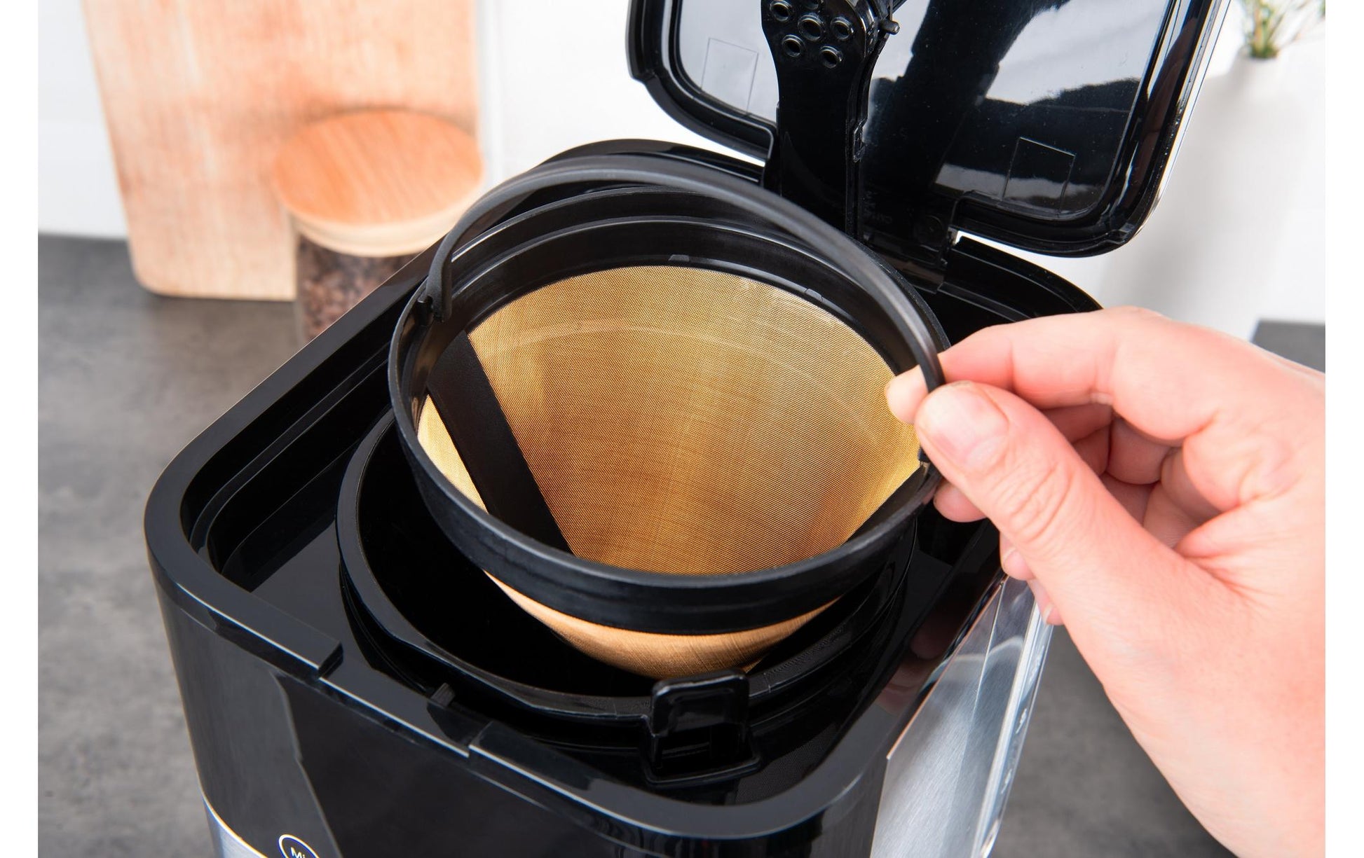 Filterkaffeemaschine Essential S Schwarz/Silber - MEGART