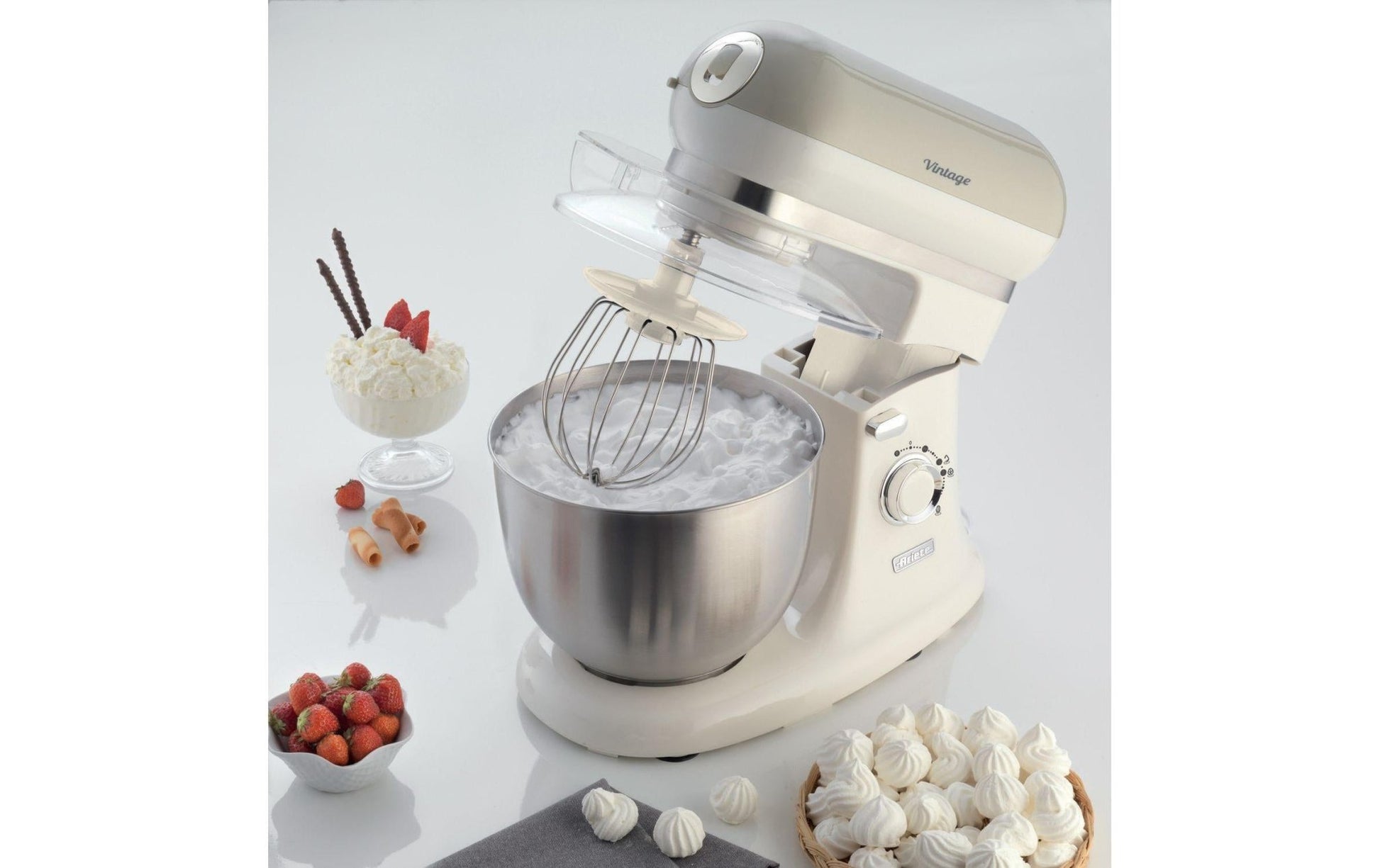 Küchenmaschine Vintage Beige - MEGART