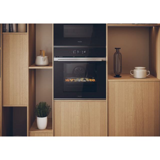 Haier H6 ID25G3HTX 78 l 3300 W Schwarz, Edelstahl - MEGART