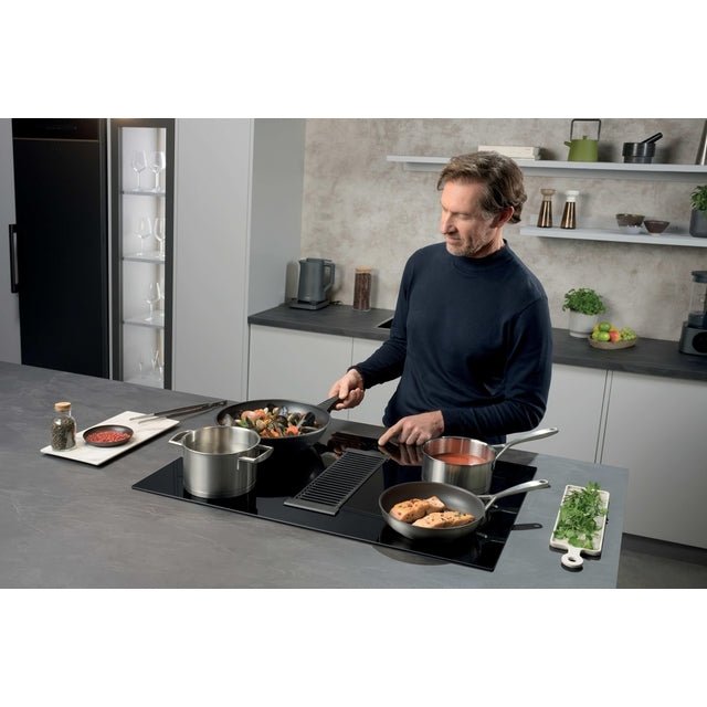 Haier I - Dual Series 6 HAIH82MTMCF Schwarz Integriert 80 cm Zonen - Induktionskochfeld 4 Zone(n) Built - in hood - MEGART