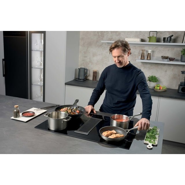 Haier I - Dual Series 6 HAIH82MTMCF Schwarz Integriert 80 cm Zonen - Induktionskochfeld 4 Zone(n) Built - in hood - MEGART