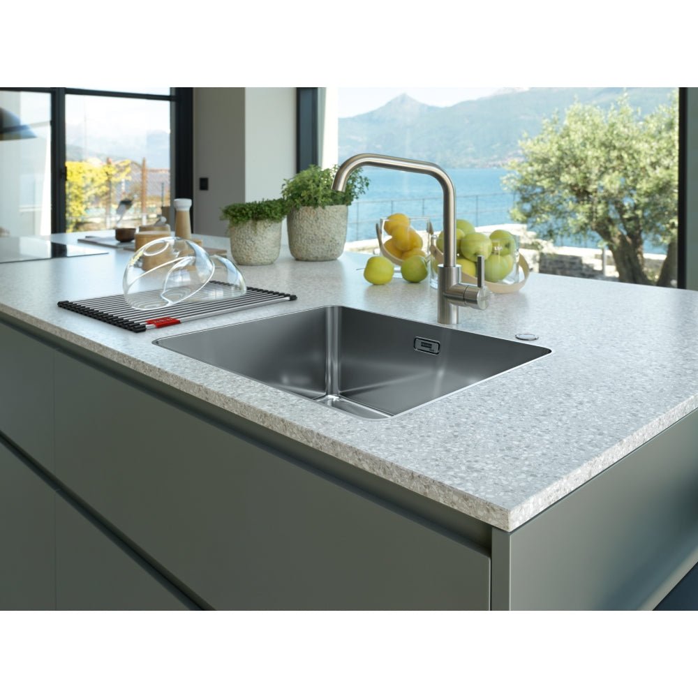Mythos MYX 210 - 34 Edelstahl Gebürstet 127.0603.542 - MEGART